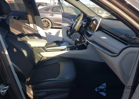 2023 Jeep Compass Latitude 4X4 z USA, uszkodzony, nr VIN 3C4NJDBN7PT513603